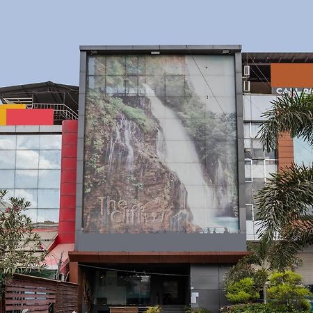 Oyo 29585 The Cliff Hotel Indore Exterior photo